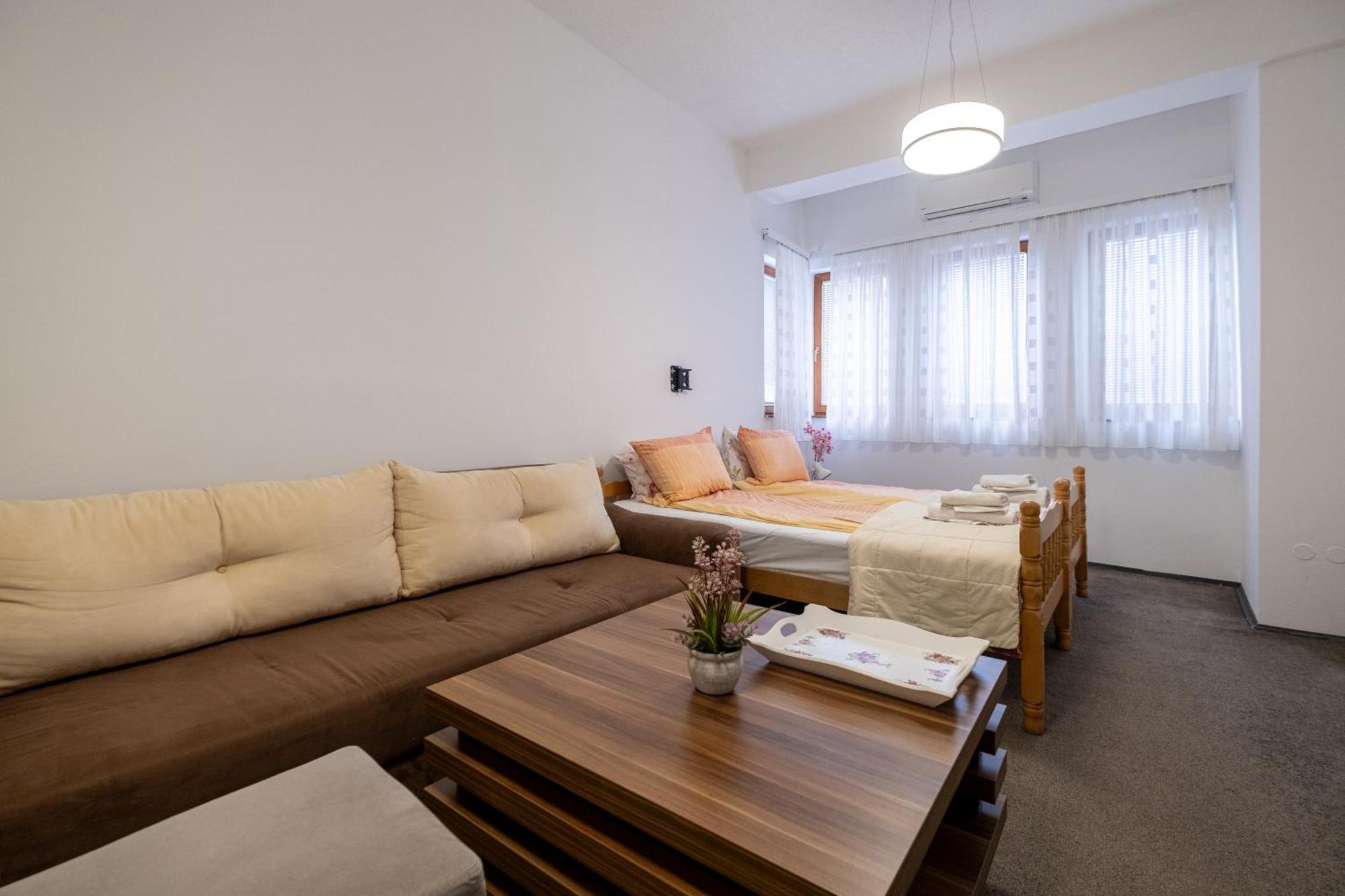 Rose Pensionat 4*